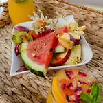 Hotel Eco And Magic Garden Gennadi