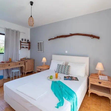 Hotel Eco And Magic Garden