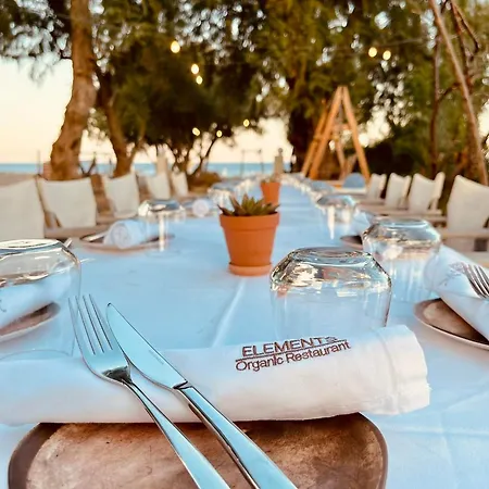 Hotel Eco And Magic Garden 3*