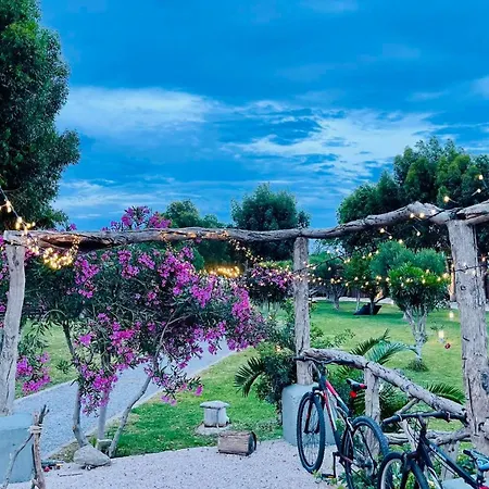 Hotel Eco And Magic Garden Gennadi