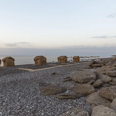 Ξενοδοχείο Eco And Magic Garden 3*