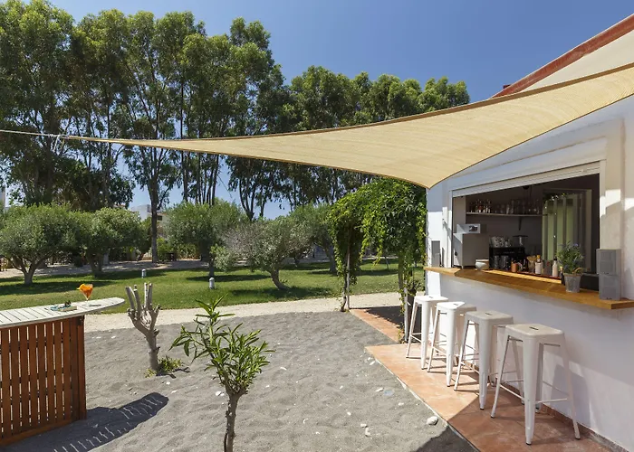 Ξενοδοχείο Eco And Magic Garden 3*