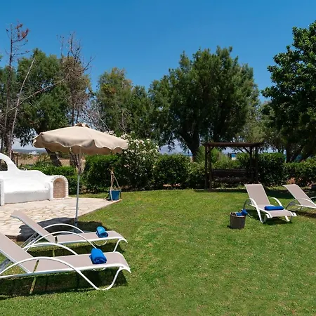 Eco And Magic Garden מלון גנאדי