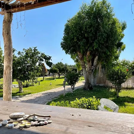 מלון Eco And Magic Garden 3*