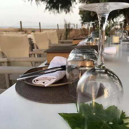 מלון Eco And Magic Garden