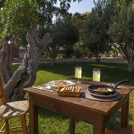 מלון Eco And Magic Garden גנאדי