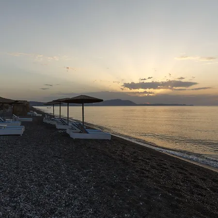 מלון Eco And Magic Garden 3*